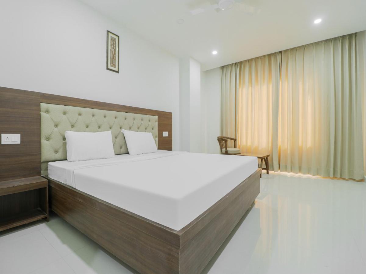 Oyo Townhouse 853 Hotel The Royal Aroma Haridwār Exterior foto